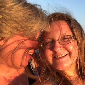 Meet your Posher, Holly